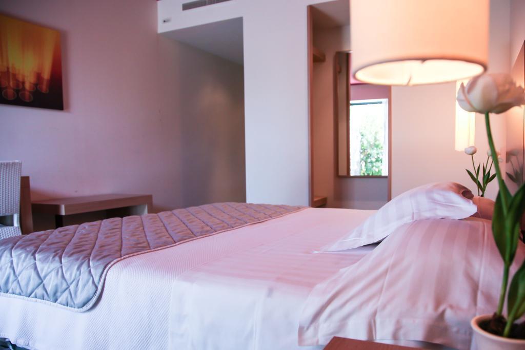 Esperia Palace Hotel & Resort Spa Zafferana Etnea Εξωτερικό φωτογραφία